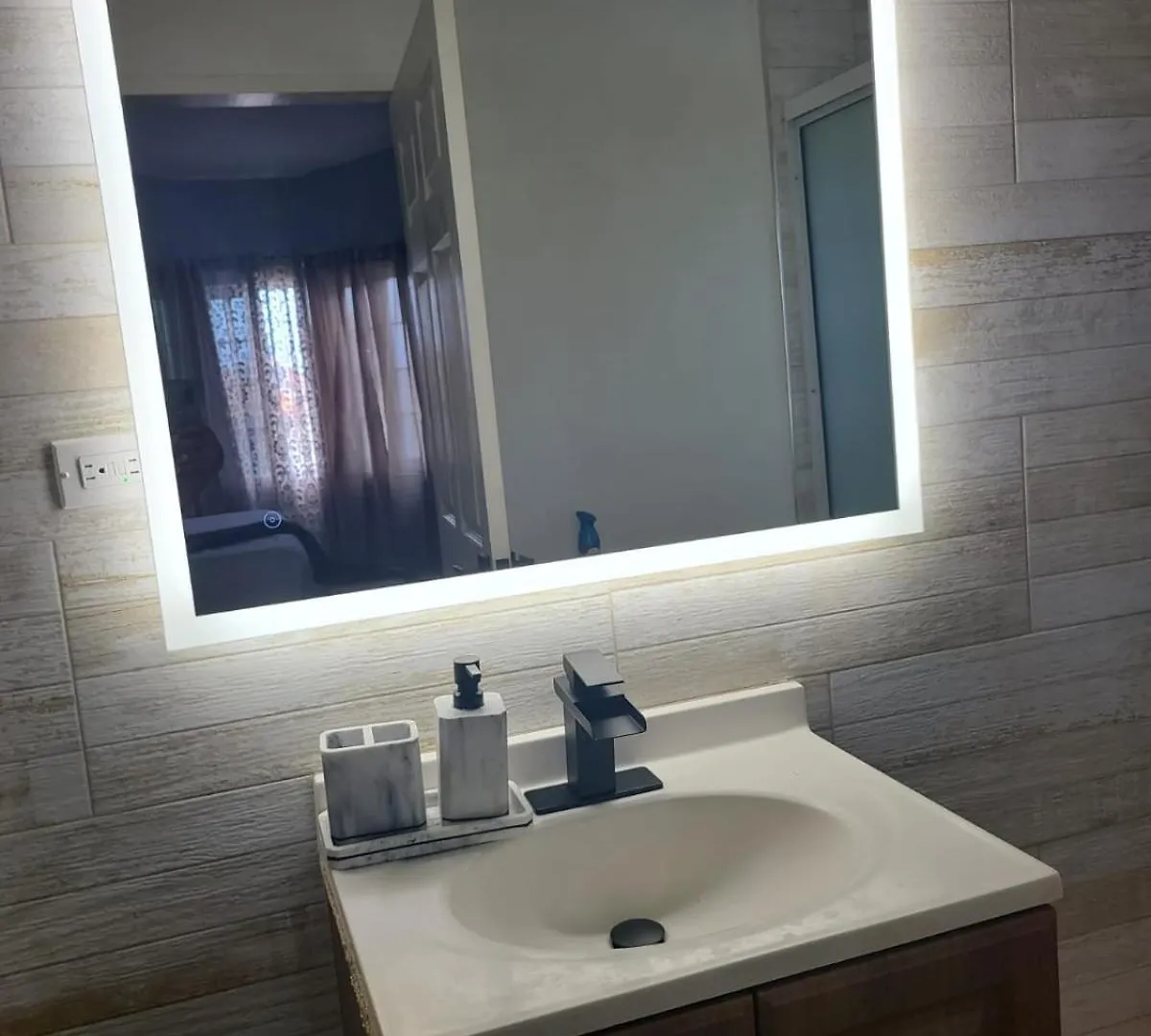 Apartamento Jccl Party Enterprise-Hidden Lodges Tower Isle